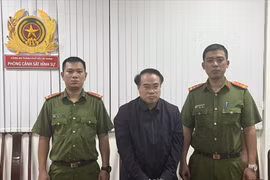 Bắt tạm giam Cục trưởng Cục Đăng kiểm Việt Nam về tội Nhận hối lộ