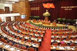 Thông báo Hội nghị giữa nhiệm kỳ Ban Chấp hành Trung ương Đảng khóa XIII