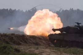 Đức có thể cho phép Ba Lan gửi xe tăng Leopard 2 tới Ukraine