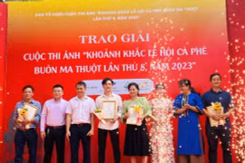 Trao giải cuộc thi ảnh “Khoảnh khắc lễ hội cà phê Buôn Ma Thuột lần thứ 8, năm 2023”