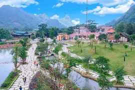 Thái Nguyên khơi dậy tiềm năng điểm du lịch sinh thái Phượng Hoàng