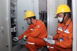 Sản xuất điện gặp khó, chưa có kế hoạch cắt điện trong tháng 6 ở miền Bắc