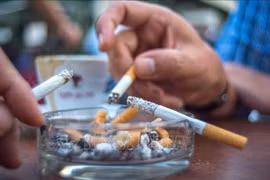 Xây dựng lộ trình tăng thuế đối với các sản phẩm thuốc lá