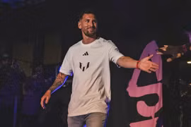 Giá tăng kỷ lục, fan khó mua vé xem Messi đá trận ra mắt Inter Miami