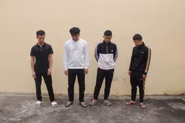 Tạm giữ hình sự nhóm đối tượng giữ người yêu cầu trả nợ thay