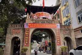Thăm làng lụa Vạn Phúc, tấm tắc với lụa Vân