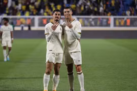 Ronaldo bùng nổ, đua danh hiệu "Vua phá lưới" xứ Ả Rập