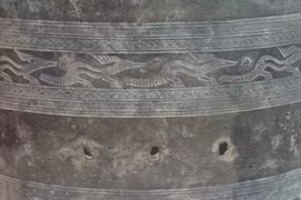 Chiêm ngưỡng bảo vật quốc gia Thạp đồng văn hóa Đông Sơn