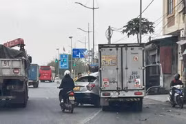 4 người thương vong sau va chạm liên hoàn trên quốc lộ 18