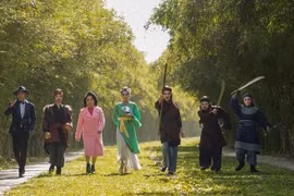 "Biệt đội rất ổn" tung trailer hài hước