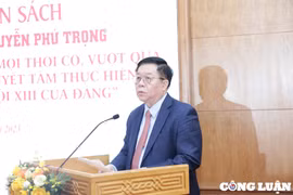 Cuốn sách tuyển chọn những bài viết tiêu biểu của Tổng Bí thư Nguyễn Phú Trọng là một tài liệu quý