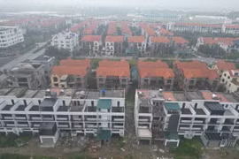 Hà Đông (Hà Nội): Tình trạng vi phạm trật tự xây dựng đang ''phá nát'' quy hoạch tại các khu đô thị?