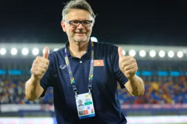 Hôm nay, huấn luyện viên Troussier công bố danh sách ĐT Việt Nam dự Asian Cup