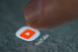 YouTuber kiện Google vì bị cắt doanh thu quảng cáo