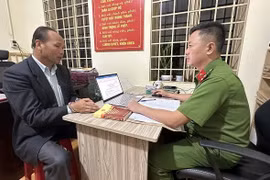 Bắt quả tang đối tượng chuyên xúi dục, tống tiền cán bộ địa chính 2 tỷ đồng