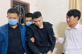 Bắt 2 đối tượng, thu giữ hơn 12.000 viên ma túy ở Quảng Bình