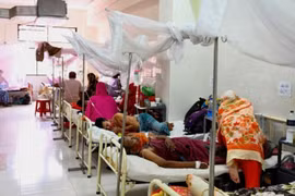 Hơn 1.000 ca tử vong do sốt xuất huyết ở Bangladesh
