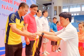 Bế mạc Giải Bóng bàn báo Đảng các tỉnh, thành phố phía Bắc lần thứ XIX