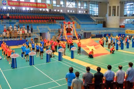 Giải bóng bàn báo Đảng các tỉnh, thành phố phía Bắc lần thứ XIX quy tụ gần 50 vận động viên