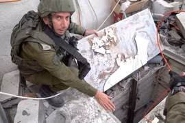 Israel tìm thấy đường hầm dưới bệnh viện lớn nhất Gaza, dùng robot và chất nổ tấn công