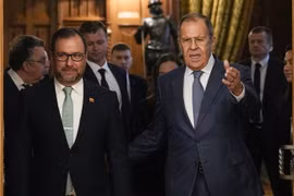 Nga và Venezuela xác nhận kế hoạch phi đô la hóa