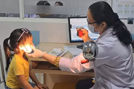 Biến thể virus làm bùng dịch đau mắt đỏ ở TP. HCM nguy hiểm như thế nào?
