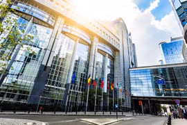 EU cam kết gửi lợi nhuận từ tài sản bị phong tỏa của Nga sang Ukraine