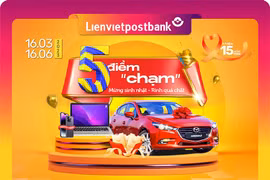 Giao dịch không nhàm chán với 5 điểm “chạm” nhận quà chất từ Lienvietpostbank
