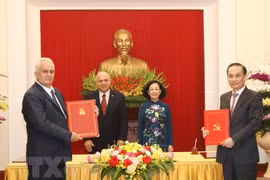 Thường trực Ban Bí thư Trương Thị Mai hội đàm với Đoàn đại biểu cấp cao Đảng Cộng sản Cuba