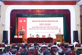 Cử trị kiến nghị tăng lương cho cán bộ, công chức tránh tình trạng tham nhũng