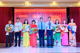 Bình Thuận vinh danh 41 tác phẩm tại lễ trao giải báo chí viết về xây dựng Đảng lần thứ VI