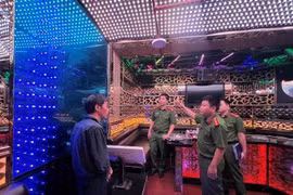 15 cơ sở karaoke nào đủ điều kiện kinh doanh trở lại tại Hà Nội?