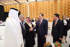Phó Chủ tịch Thường trực Quốc hội Trần Thanh Mẫn gặp đại diện các đoàn nghị sĩ tham dự IPU-146