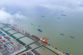 Xuất khẩu của Trung Quốc giảm với tốc độ nhanh hơn dự kiến