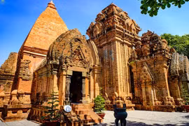 Công khai tiếp nhận, thu chi tiền công đức tại Tháp Bà Ponagar