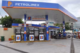 Chứng khoán 4/1: Giá xăng tăng, Petrolimex “nổi sóng”, có 2.976 tỷ