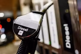 Chính phủ Nga dỡ bỏ lệnh cấm xuất khẩu dầu diesel