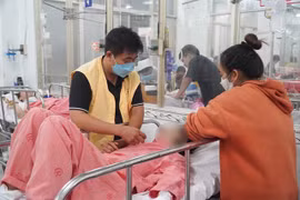 Va chạm với xe tải trên đường đi thi THPT, một thí sinh vỡ xoang hàm
