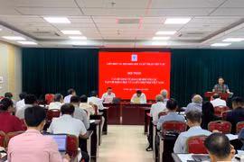 Bàn giải pháp tháo gỡ khó khăn của kinh tế báo chí trong xu hướng chuyển đổi số
