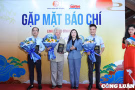 Lan tỏa giá trị văn hóa "Linh thiêng đình Chèm - Dòng chảy tinh hoa"