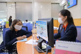Thủ tướng chỉ đạo tiếp tục giảm lãi suất cho vay, tháo gỡ khó khăn cho doanh nghiệp