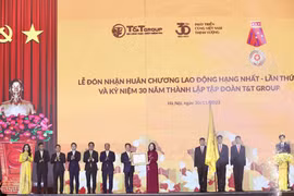 T&T Group đón nhận Huân chương Lao động hạng Nhất lần thứ 3 và kỷ niệm 30 năm thành lập Tập đoàn