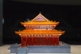 Chiêm ngưỡng mô hình thu nhỏ của điện Kính Thiên