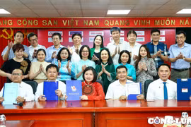 Văn hoá phải từ mỗi người làm báo, xây dựng văn hoá là xây dựng con người