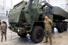 Lockheed và Rheinmetall hợp tác sản xuất bệ phóng tên lửa HIMARS kiểu Đức
