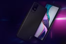 TCL trình làng smartphone mới tại Hoa Kỳ với pin có thể tháo rời