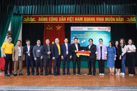 Báo Đại Đoàn Kết tổ chức chương trình về nguồn