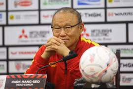 HLV Park Hang Seo: “ĐT Indonesia không nên khiêu khích Văn Hậu qua mạng”