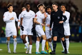 Thắng Oxford 3-0, Arsenal đụng Man City ở vòng 4