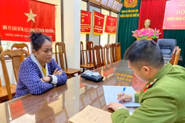Lừa bán 12 tấn găng tay y tế 'hơi', đối tượng chiếm đoạt hơn 3,1 tỷ đồng đặt cọc
